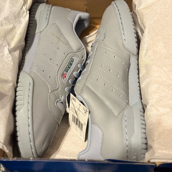 Adidas Yeezy Powerphase Calabasas in Grey - Picture 3 of 6
